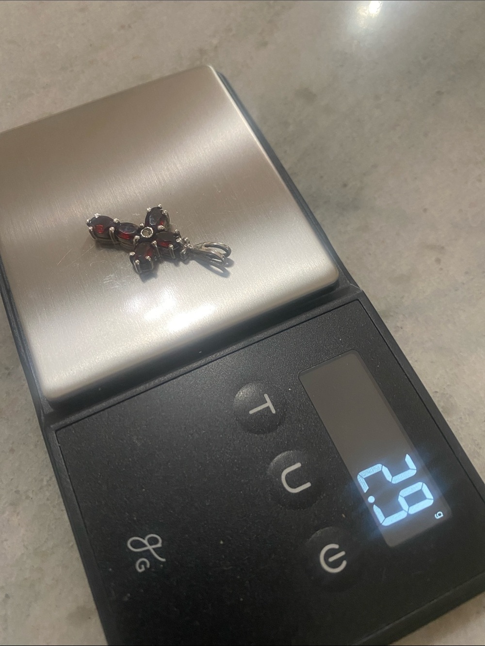 925 Silver Faceted Garnet Cross Pendant stamped - Picture 5 of 6